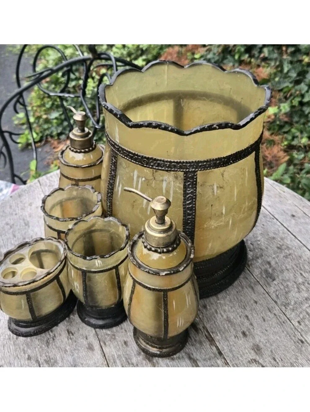 Greenish GOLD 6 Piece Bathroom Set Glass? Or Acrylic Metal Trim. Read
